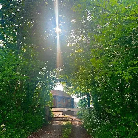 Countryside Barn * ブリストル